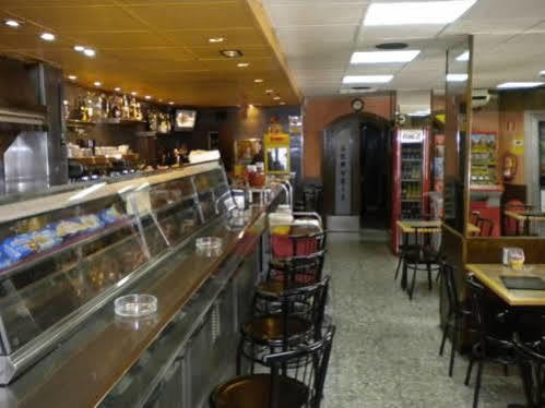 Hostal Los Manos Blanes Exterior foto